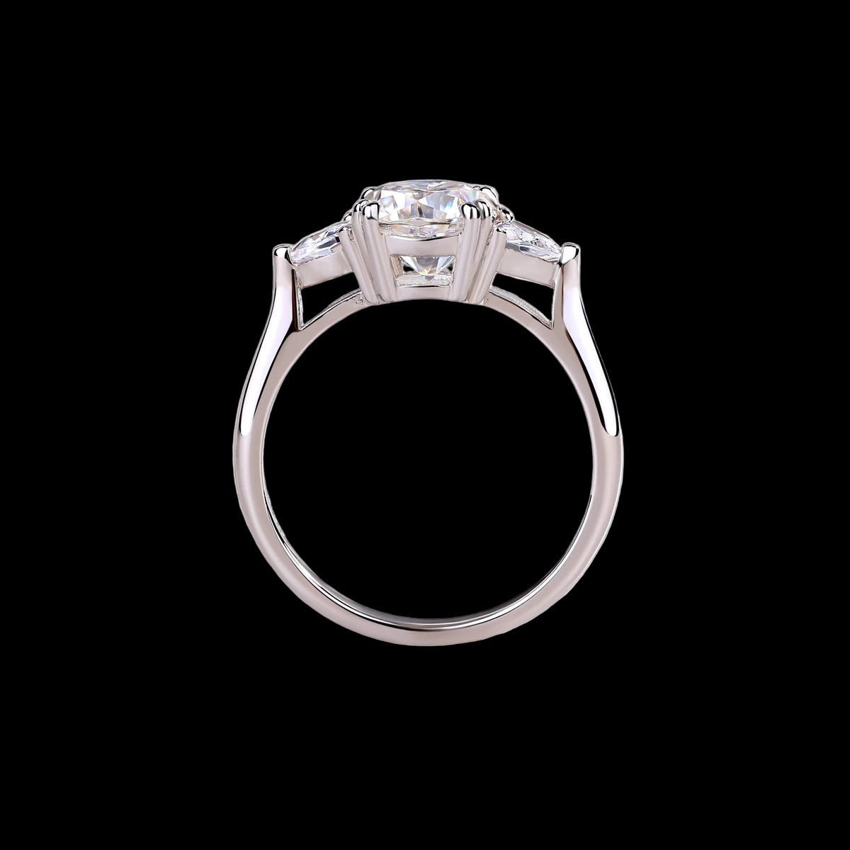 Wedding Ring - D-Color - Moissanite